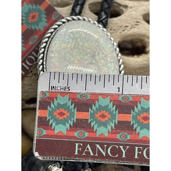 - Silver Large Green Faux Opal Wedding Mens  Womens Western Southwest Bolo - Picture 11 of 12